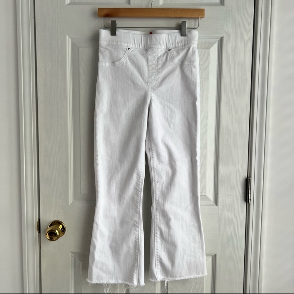 SPANX Raw Hem High Rise Cropped Flare Jeans White Size S 2/4